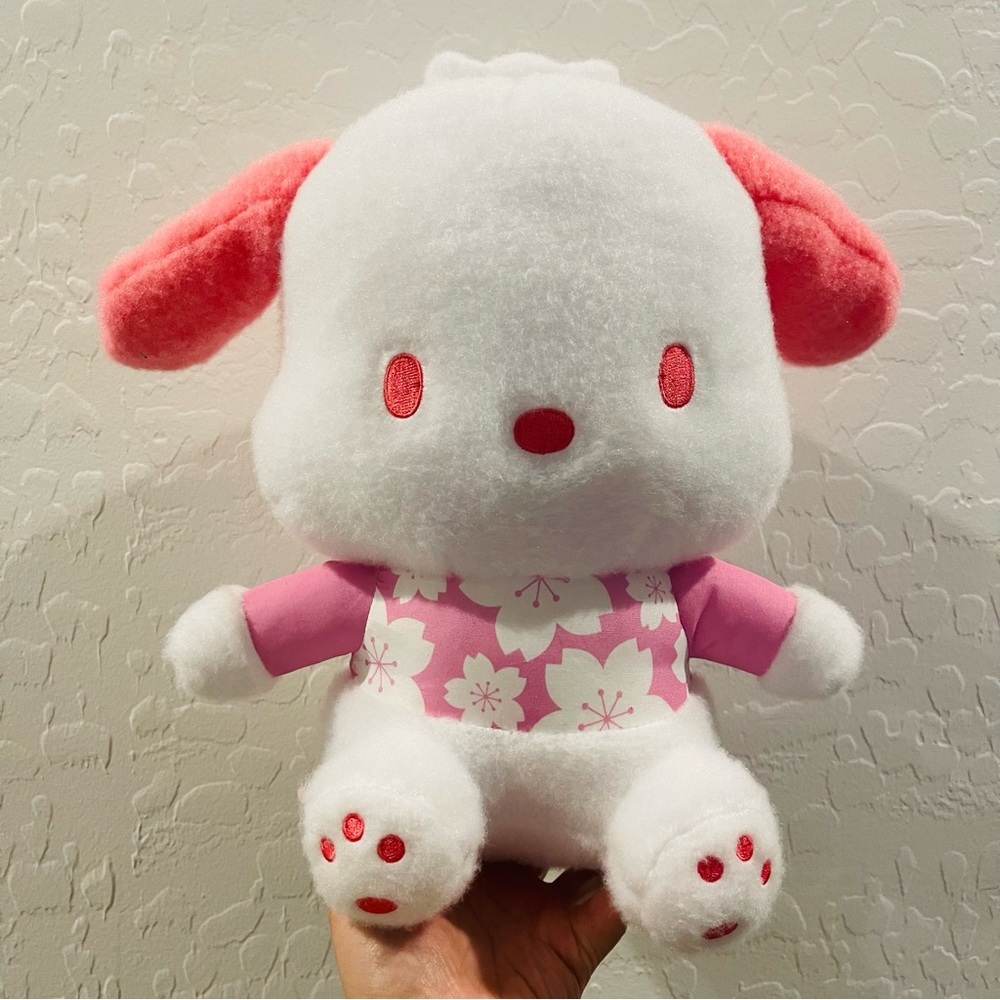 🌹 NEW - Sanrio Sakura Pink Pochacco Plush Round 1